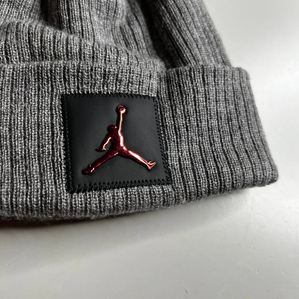 Jordan Youth Gray Ribbed Knit Beanie Jumpman Logo Cuffed Winter Hat 0604-GEH-421